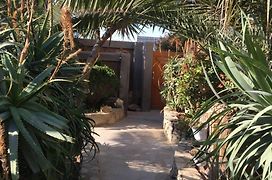 Tranquility Self Catering Hotel Luderitz Exterior photo