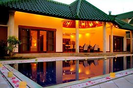 Bali Emerald Villas