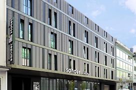 Sander Hotel