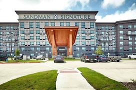 Sandman Signature Plano-Frisco Hotel