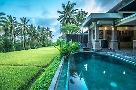 Villa Kirani Ubud By Mahaputra-Chse Certified