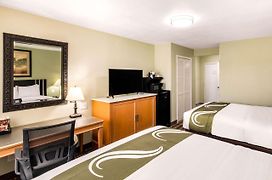 Quality Inn & Suites Plano East - Richardson