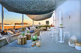 Hotel Barcelona Condal Mar Affiliated By Melia