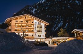 Alpenhotel Tyrol - Konzepthotel - Adults Only