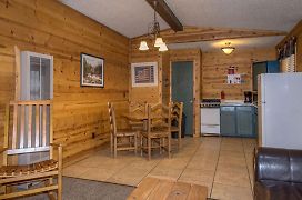 Whispering Pine Cabins