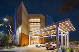 Holiday Inn Express & Suites San Antonio Medical Center North, An Ihg Hotel