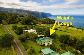 Waipi'O Lodge Kukuihaele Exterior photo