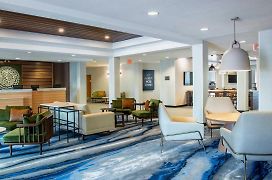 Fairfield Inn & Suites By Marriott Kelowna