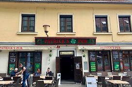 Patrick'S Pub