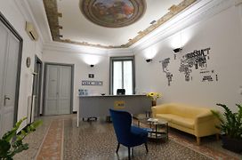 Check-Inn Rooms Genova Centro