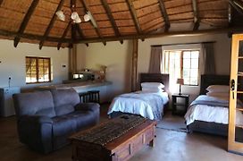 African Flair Country Lodge