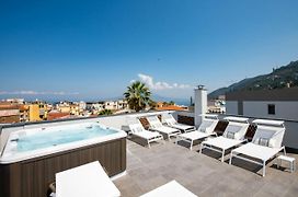 Don Giulio Luxury Rooms Jacuzzi & Pool