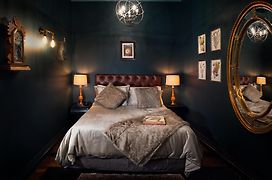 The Royal Hotel Featherston - Boutique Hotel