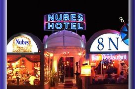 Nubes Hotel