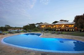 Neptune Mara Rianta Luxury Camp