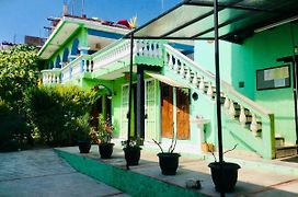 Iguana Hostel San Cristobal de las Casas Exterior photo