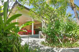 Palm Bamboo Hotel
