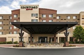 Courtyard By Marriott Chicago Schaumburg/Woodfield Mall