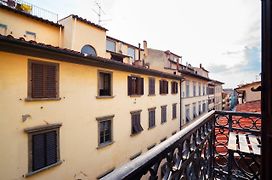 Live Florence Guest House