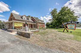 Stowe Mountain Road Getaway