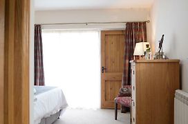 The Red Lion, Barn Accommodation