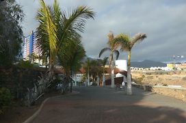 Studio Playa Paraiso Tenerife - Ocean View And Internet Wifi Optical Fiber - For Rent