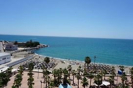 Beachfront Apartment In Fuengirola With Sea Views