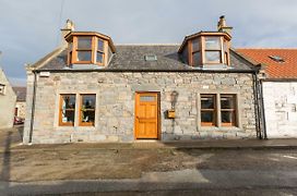 Cullen 117 Seatown With Sea Views