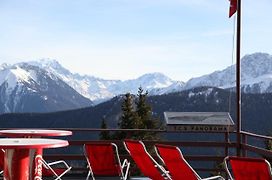 Lieu Secret Dans Les Alpes Suisses