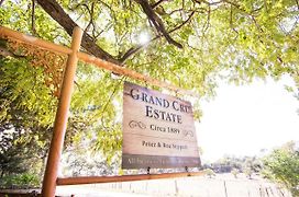 Grand Cru Estate Homestead