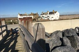 7 Coastguard Cottages, Jury'S Gap, Camber Sands