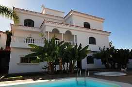 Villa Carolina With Private Pool
