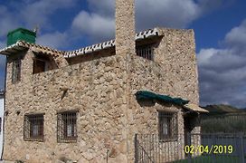 Casa Rural Altozano Elche de la Sierra