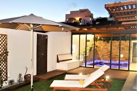 Holiday House&Spa Lanzarote