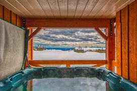 3 Bedroom 3 Bath Ski In Ski Out With Private Hot Tub
