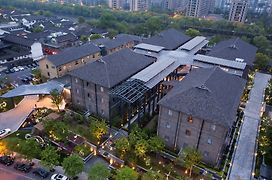 Cheery Canal Hotel Hangzhou - Intangible Cultural Heritage Hotel