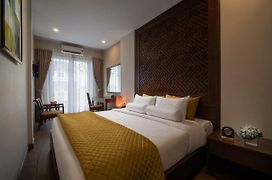 Hanoi Lakeside Premium Hotel & Travel