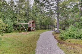 Chic Log Chalet With Hot Tub - Mont-Tremblant North Side By Reserver.Ca