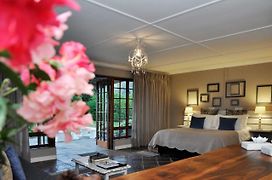 Tsitsikamma Gardens Cottages Self-Catering Cottages