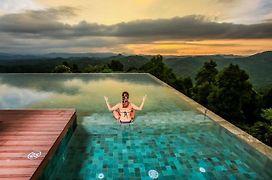 Simpson'S Forest - Luxury Boutique Resort & Spa - Kandy