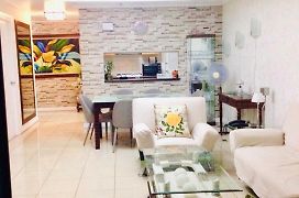 67 Sqm. Condo Unit In Robinson Place Residences