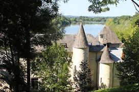 Château de Courtebotte Saint-Jean-de-Blaignac Exterior photo