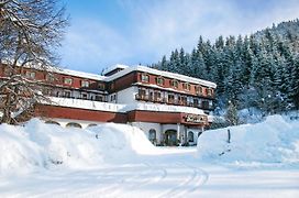 Alpenhotel Weitlanbrunn