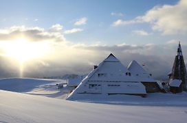 Schneekarhütte