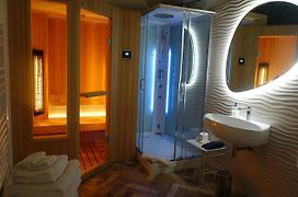 Holiday Homes - Mini Spa - Nemi