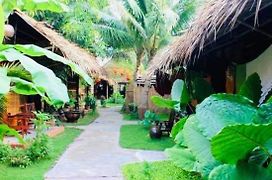 Under The Coconut Tree Hoi An Homestay