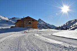 Apart-Wolf-Arlberg