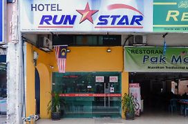 Oyo 805 Hotel Run Star
