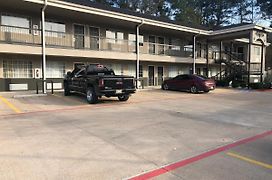Diboll Inn And Suites