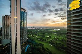 Prime Avant Bgc Location Apartments By Ph Staycation